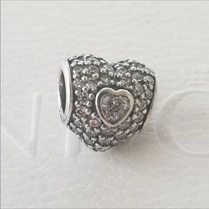 Pandora “In my heart charm”